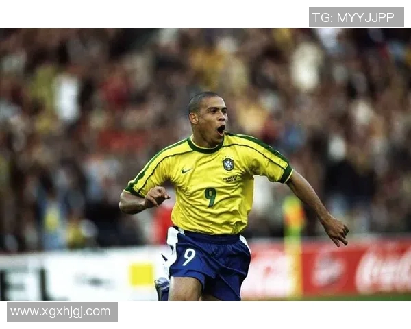 前几年的足球明星回顾与影响力分析探讨