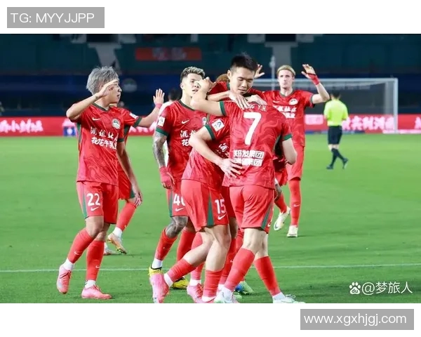 广州足球队整体压制革新之路:重塑战术与团队精神的全新篇章